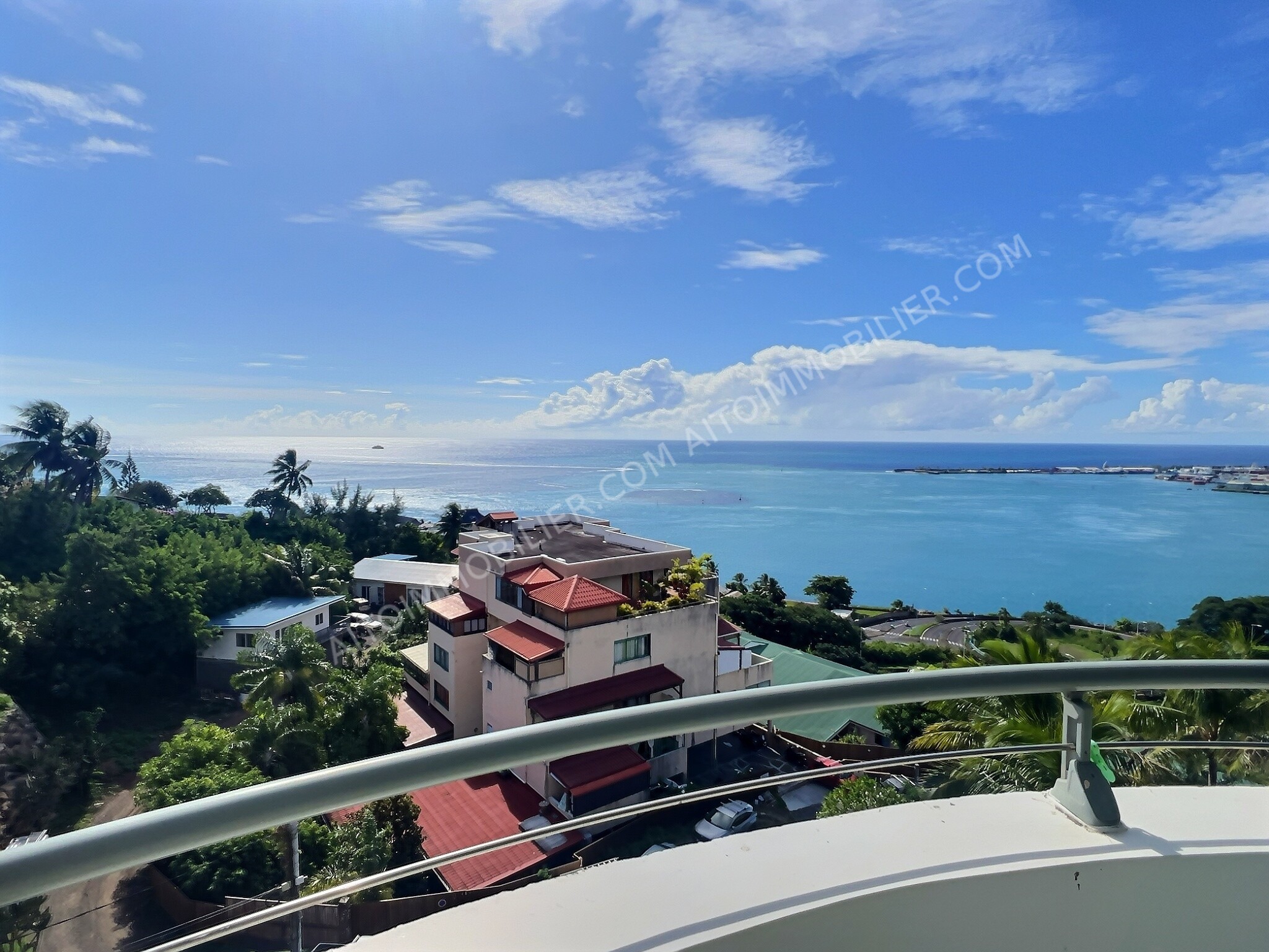 Appartement Faaa 3 pièce(s) 7