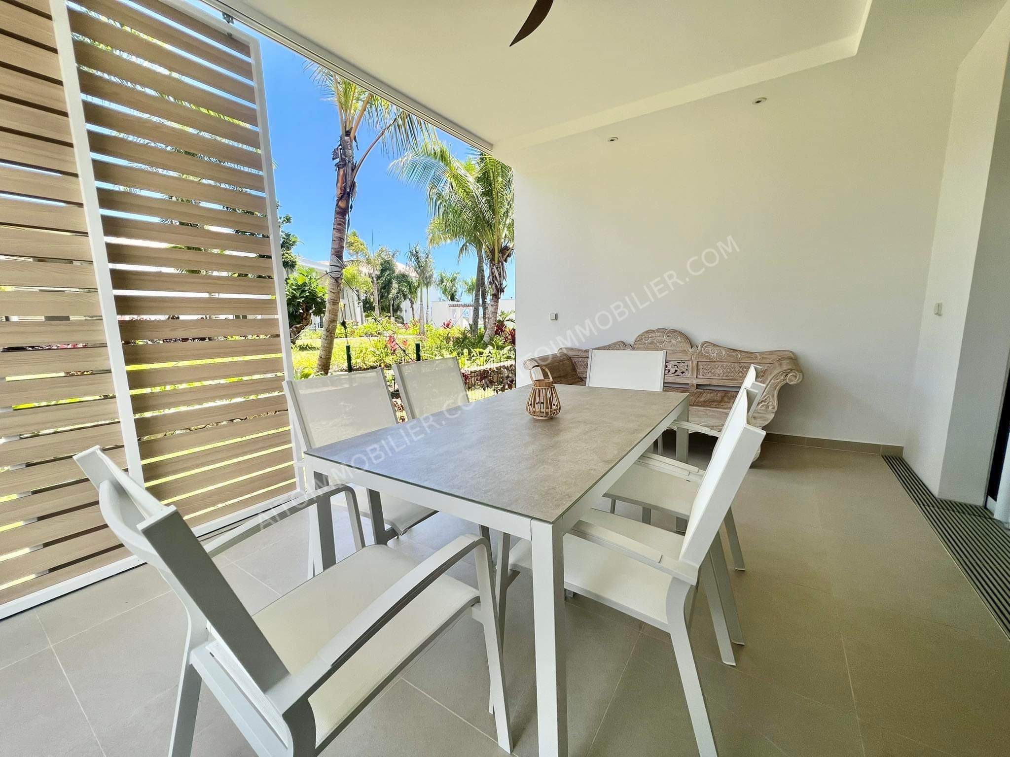 A LOUER APPARTEMENT F2 PAEA 1