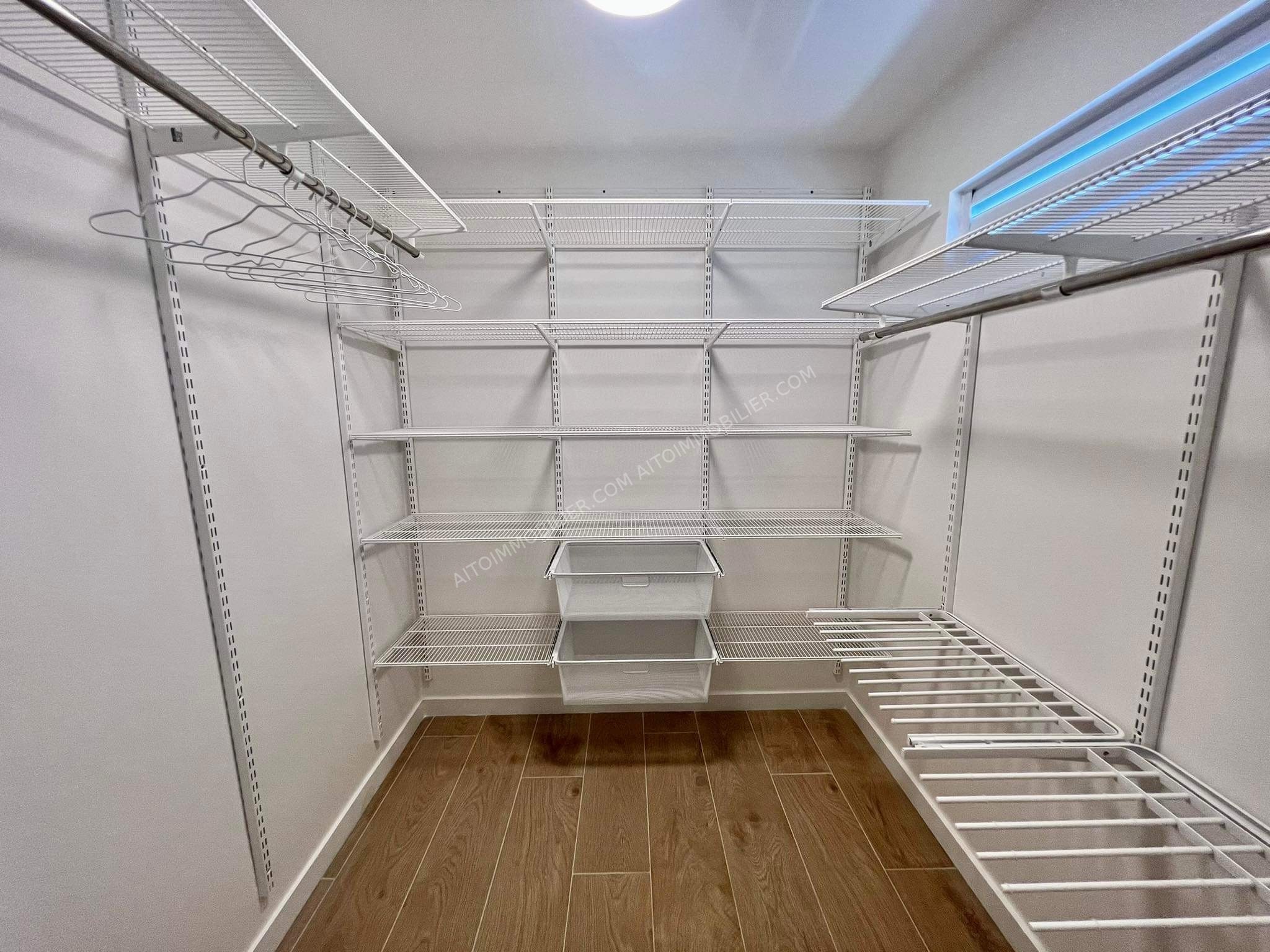 A LOUER APPARTEMENT F2 PAEA 7
