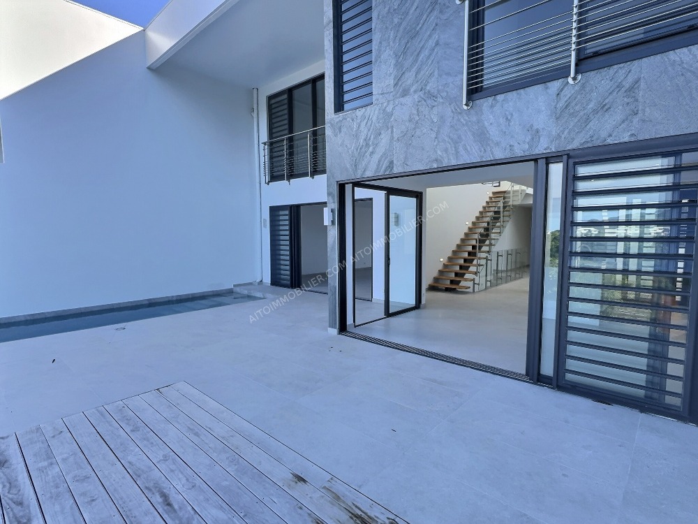 VENTE MAISON SUR PUNAAUIA
