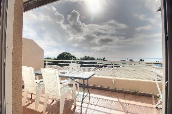 A LOUER STUDIO 32 M² FAAA