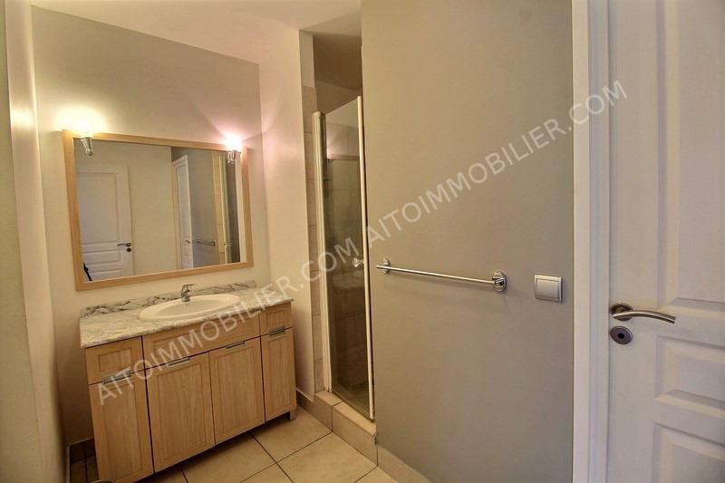 A LOUER APPARTEMENT F2 FAAA 5