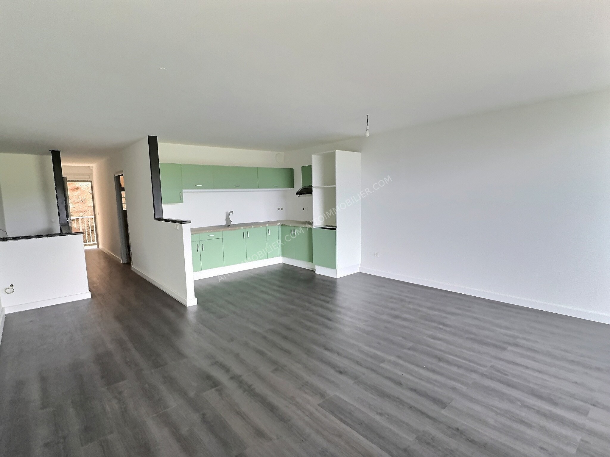 PAPEETE - TIPAERUI - APPARTEMENT F4 2