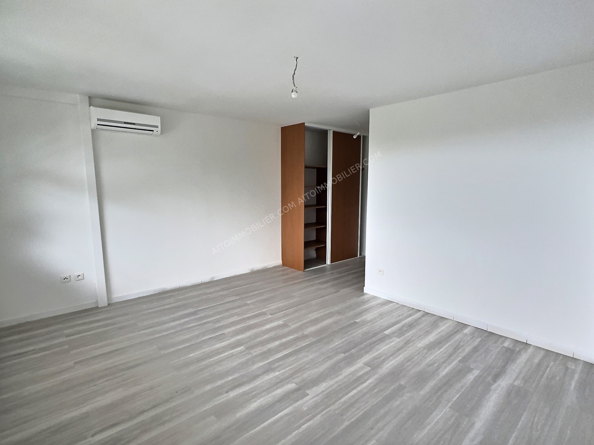 PAPEETE - TIPAERUI - APPARTEMENT F4 6