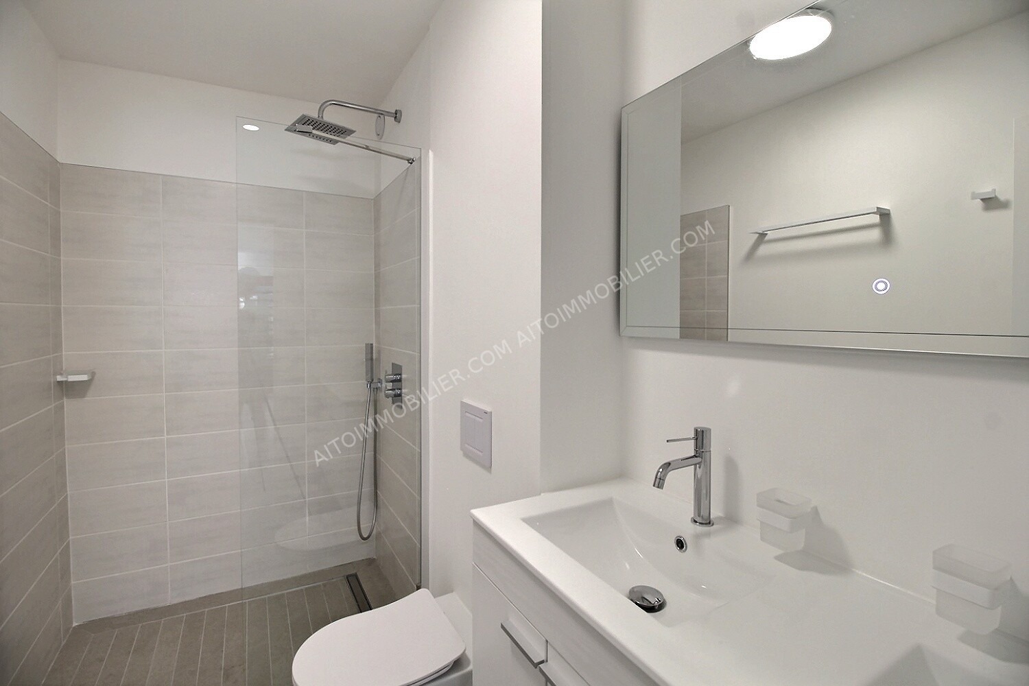 A LOUER APPARTEMENT F2 PAPEETE 5