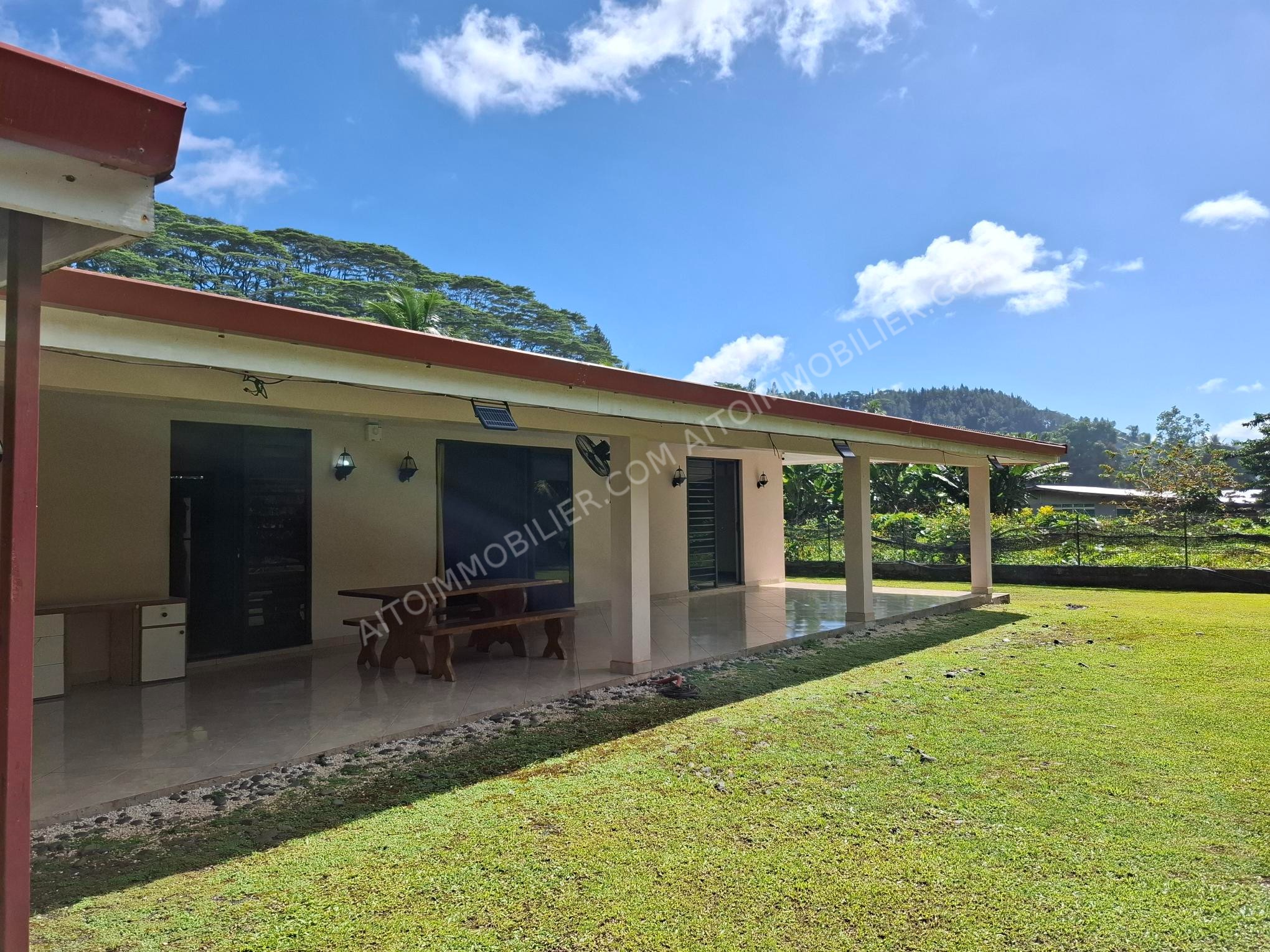 VENTE MAISON SUR MAHAENA 9