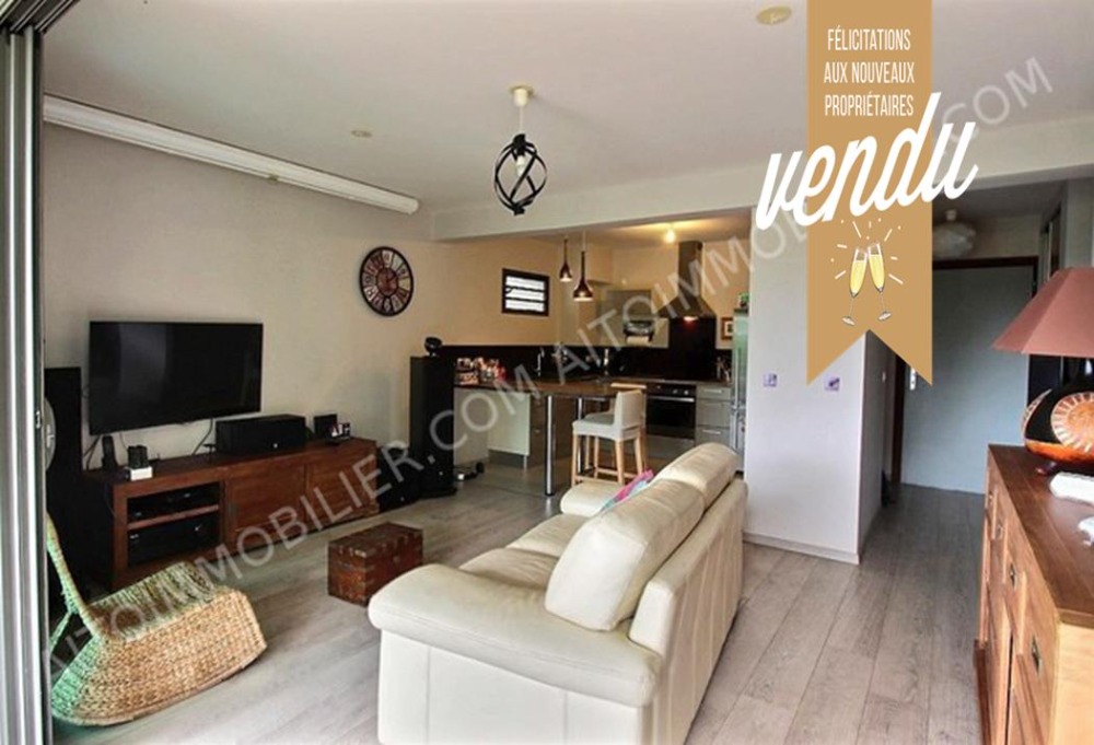 APPARTEMENT F3 A VENDRE SUR FAAA