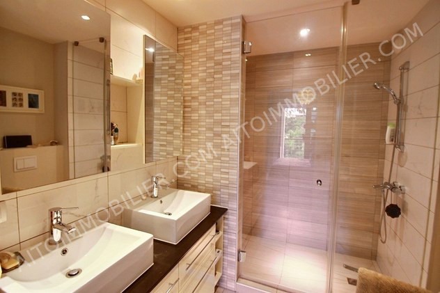 APPARTEMENT F3 A VENDRE SUR FAAA 5