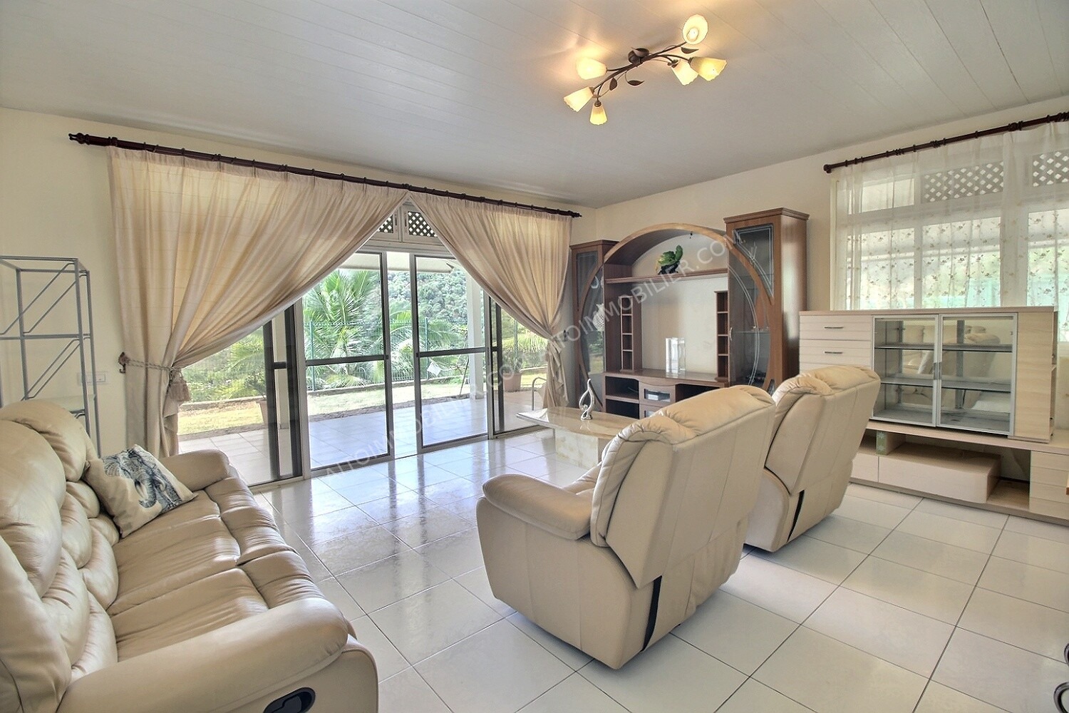A LOUER MAISON F4 PAPEETE TITIORO 4