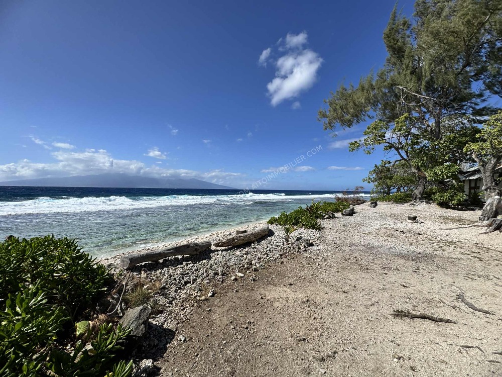 TERRAIN BORD DE MER