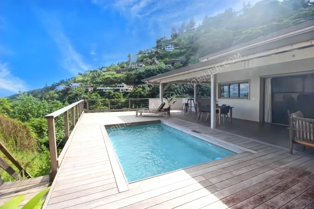 PUNAAUIA HAUTEURS - MAISON F5 VUE MOOREA