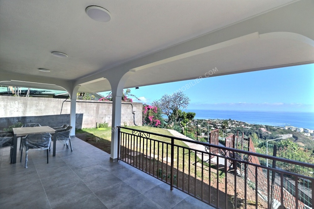 LOUE MAISON F4 PAMATAI