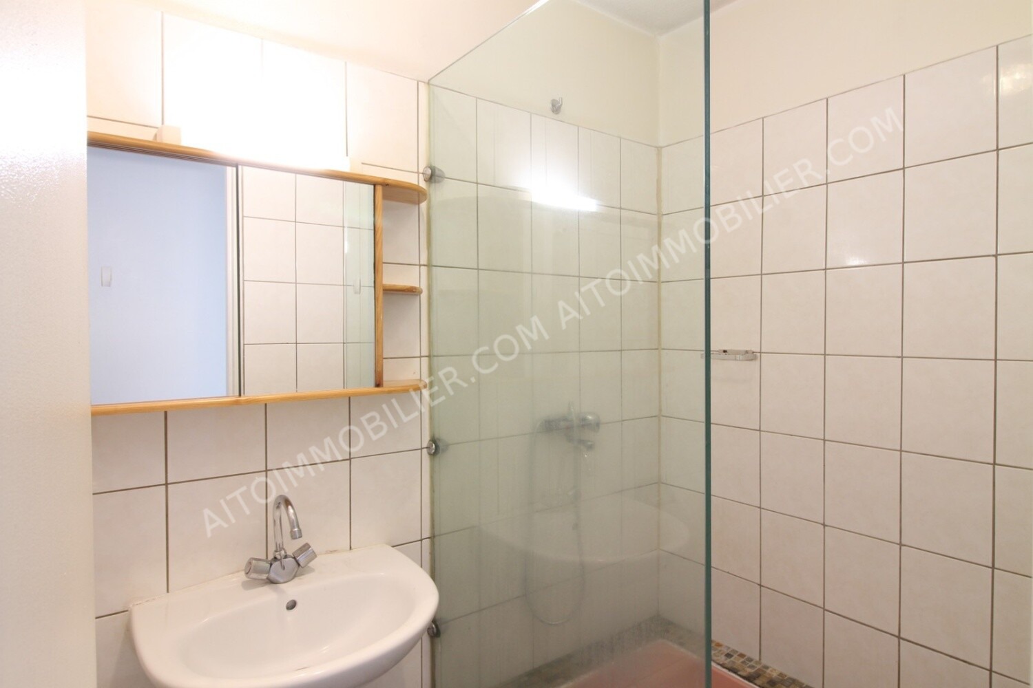 VEND APPARTEMENT F2 PAPEETE 5