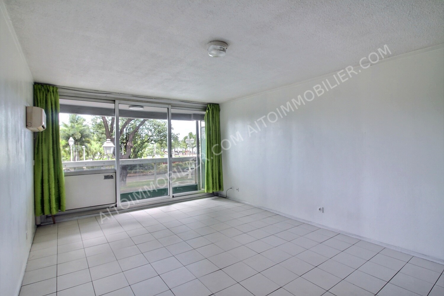 VEND APPARTEMENT F2 PAPEETE 2