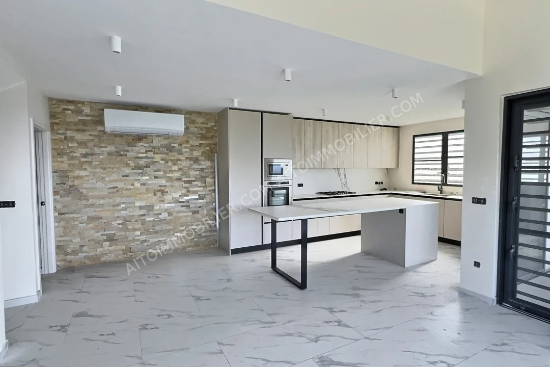 Maison Faa'a 5 pièce(s) 2