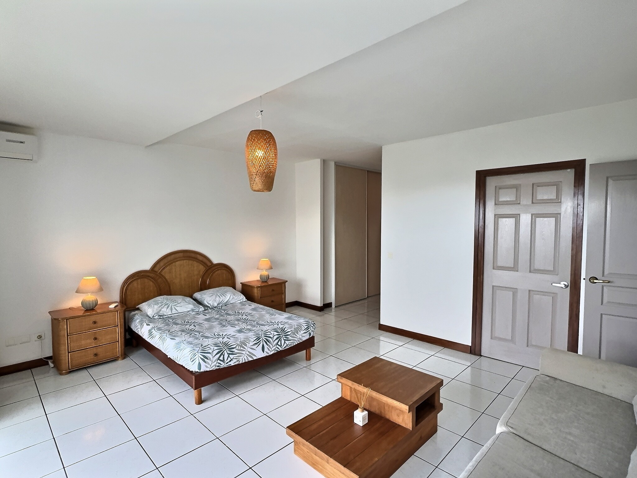 À LOUER APPARTEMENT F2 BIS PUNAAUIA 7
