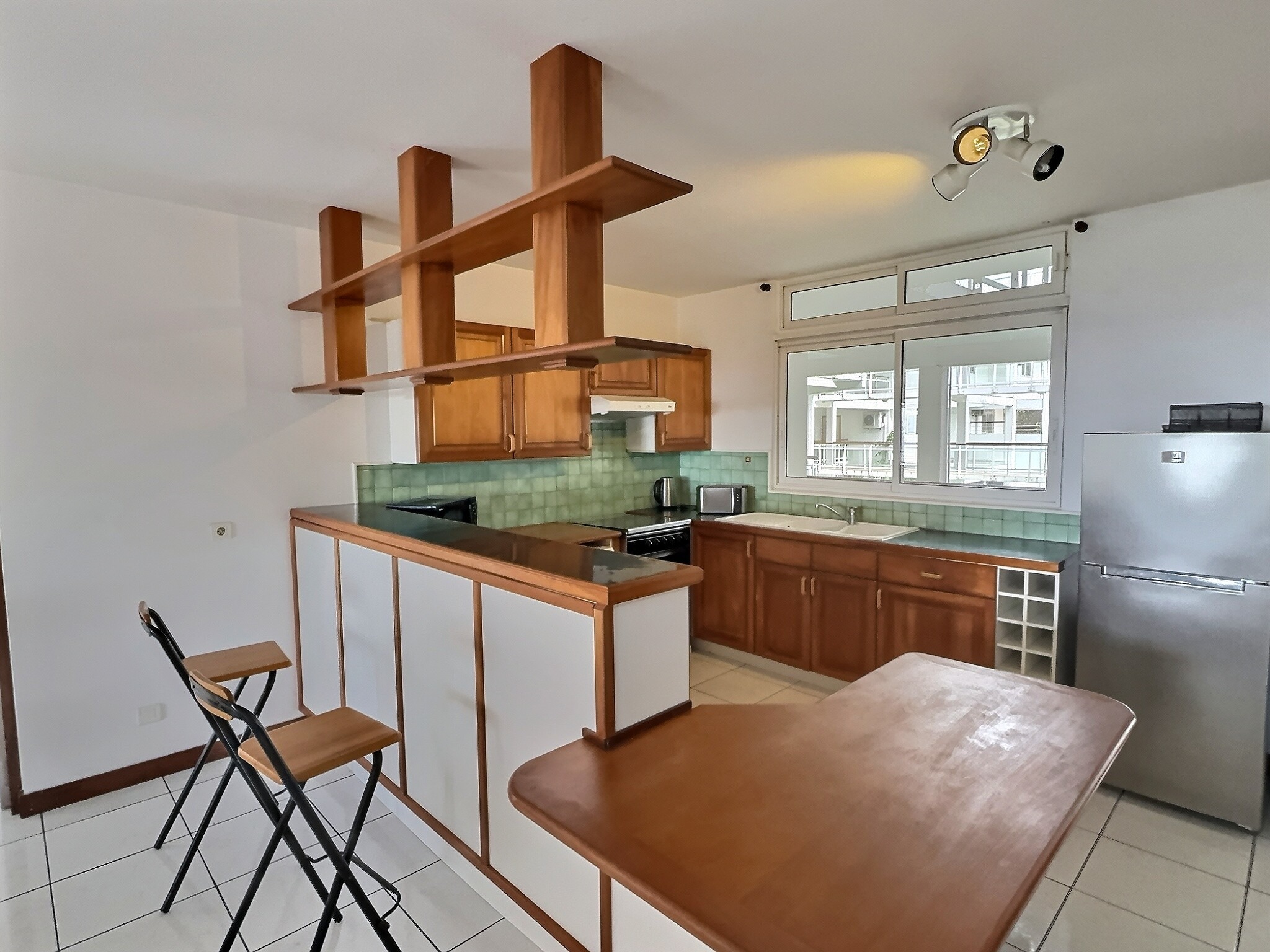 À LOUER APPARTEMENT F2 BIS PUNAAUIA 4