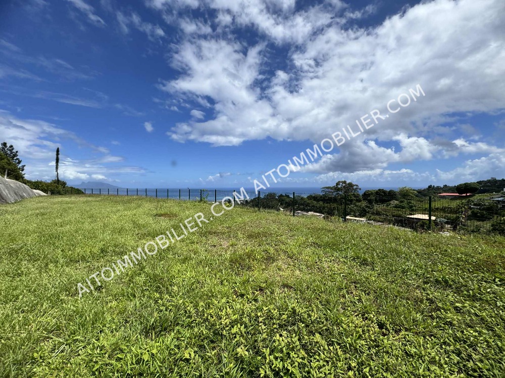 TERRAIN PLAT PUNAAUIA VUE MOOREA