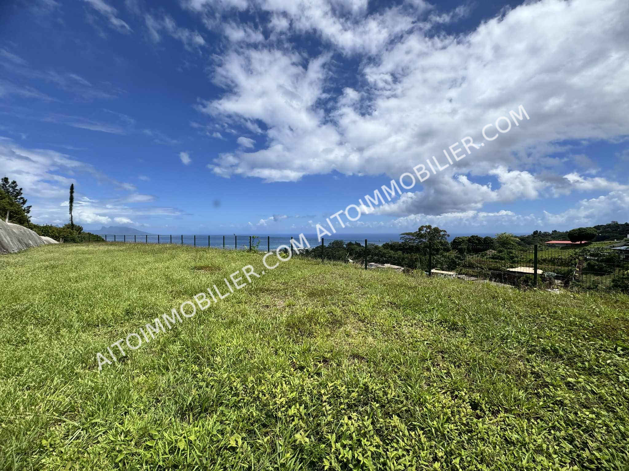 TERRAIN PLAT PUNAAUIA VUE MOOREA 1