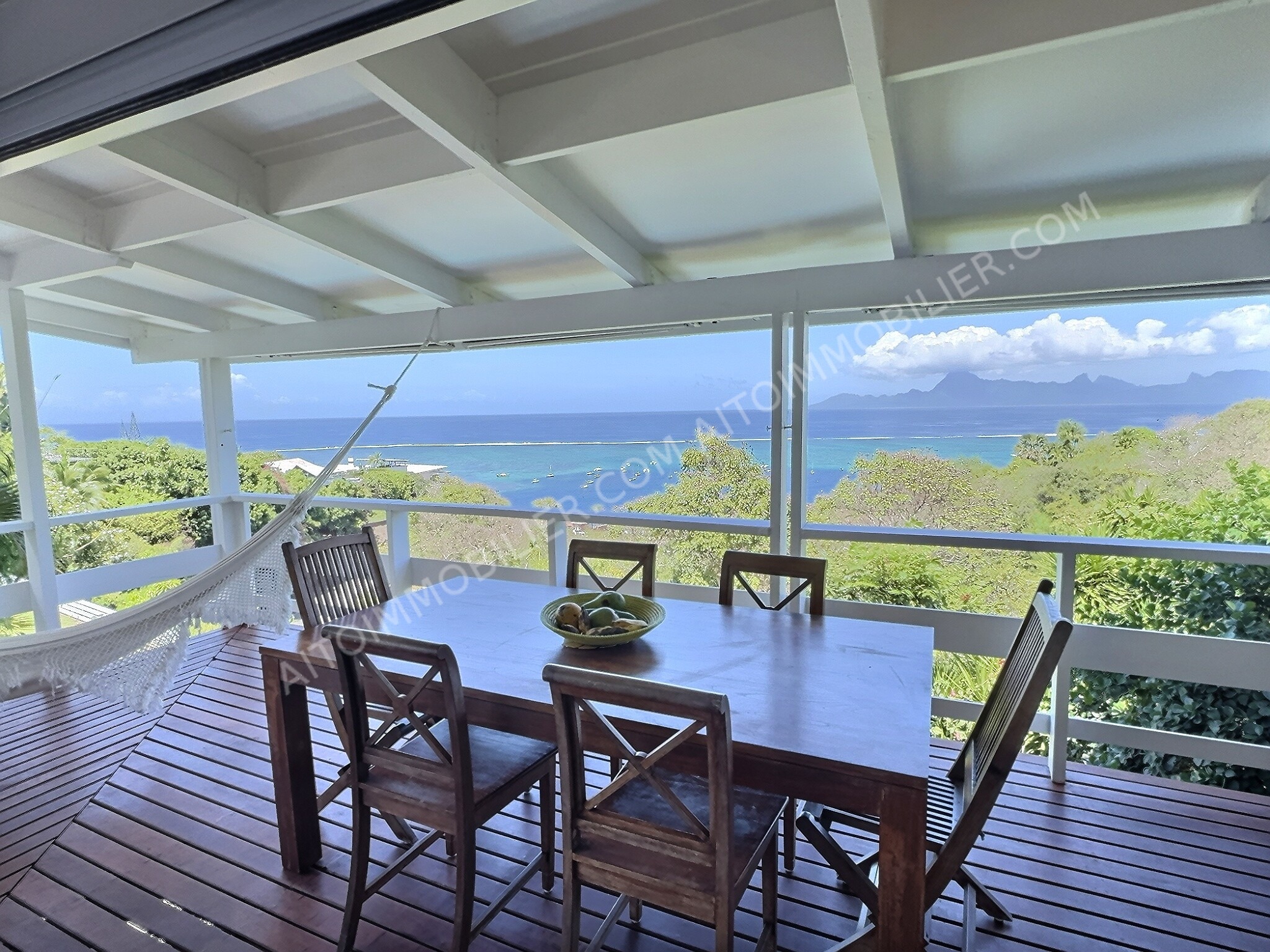 PUNAAUIA - MAISON F6 PISCINE ET JACCUZI 1