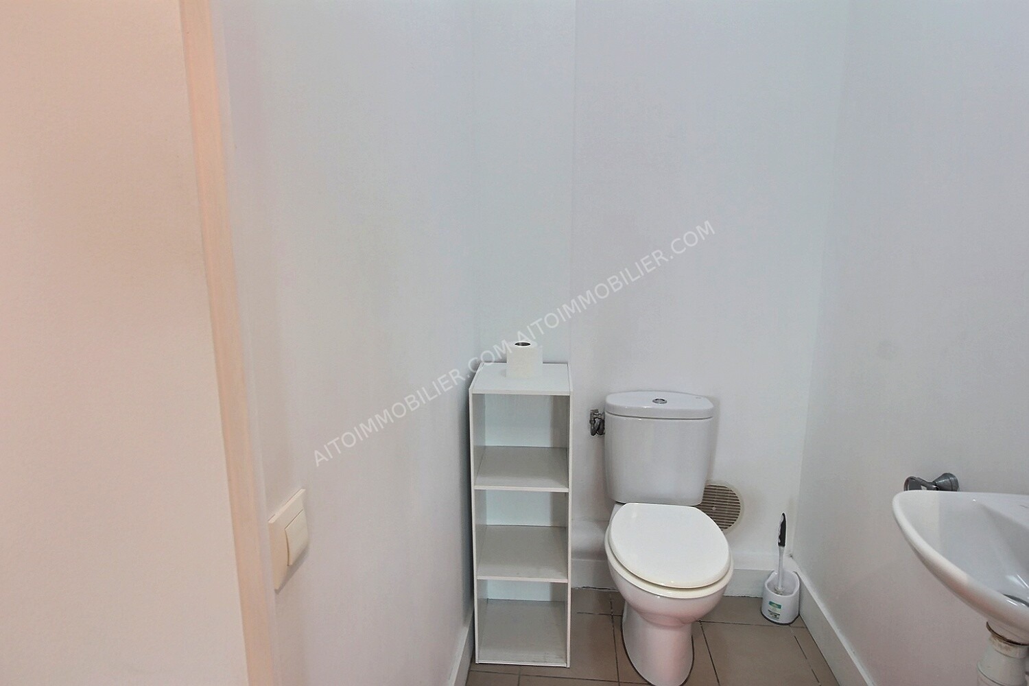 À LOUER APPARTEMENT F2 PUNAAUIA 7