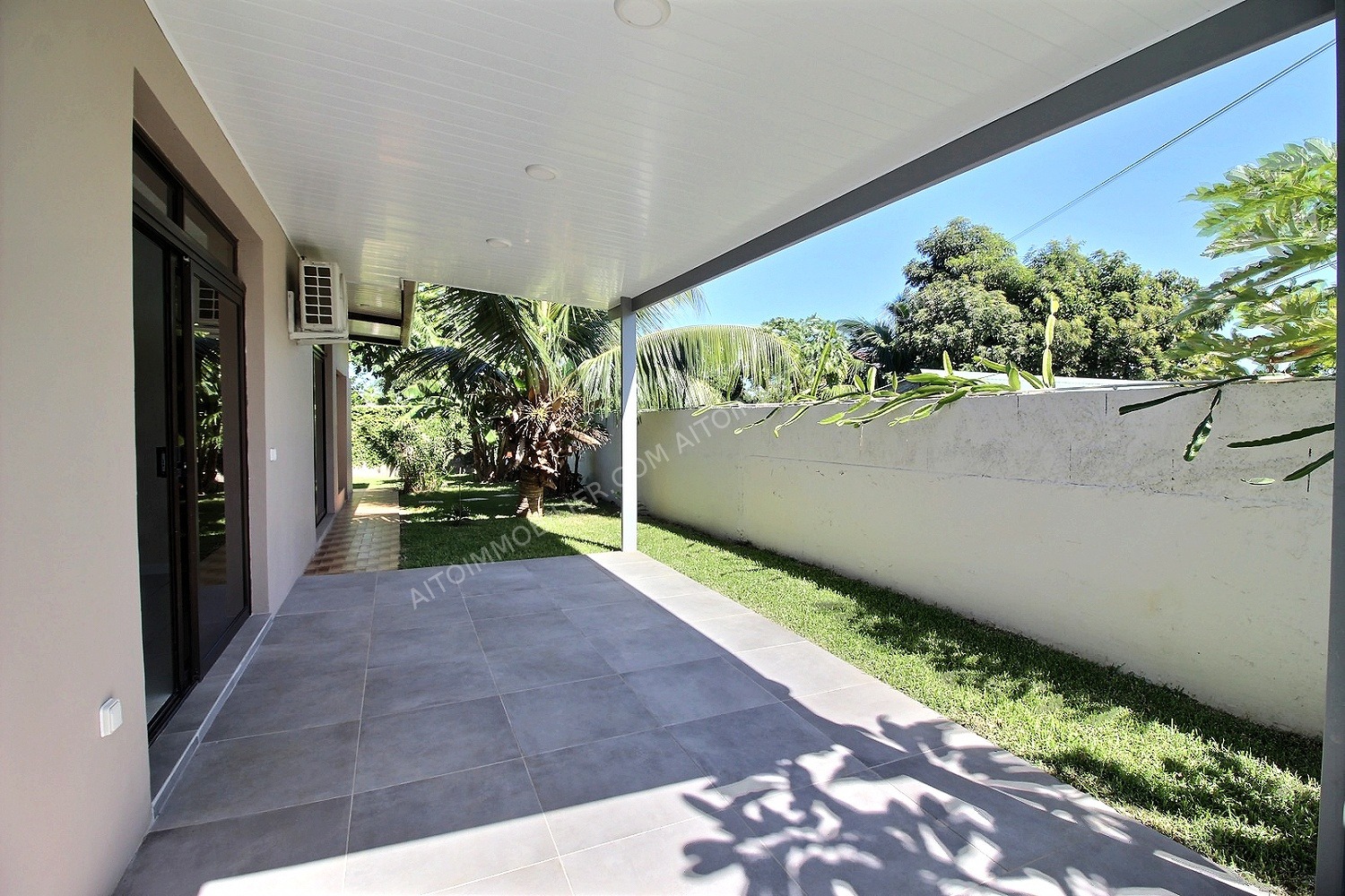 A LOUER MAISON F3 PAMATAI 8