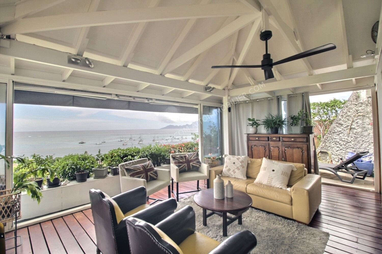 À LOUER APPARTEMENT F3 - PUNAAUIA 2