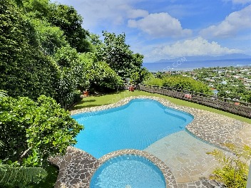 A LOUER APPARTEMENT F2 PUNAAUIA