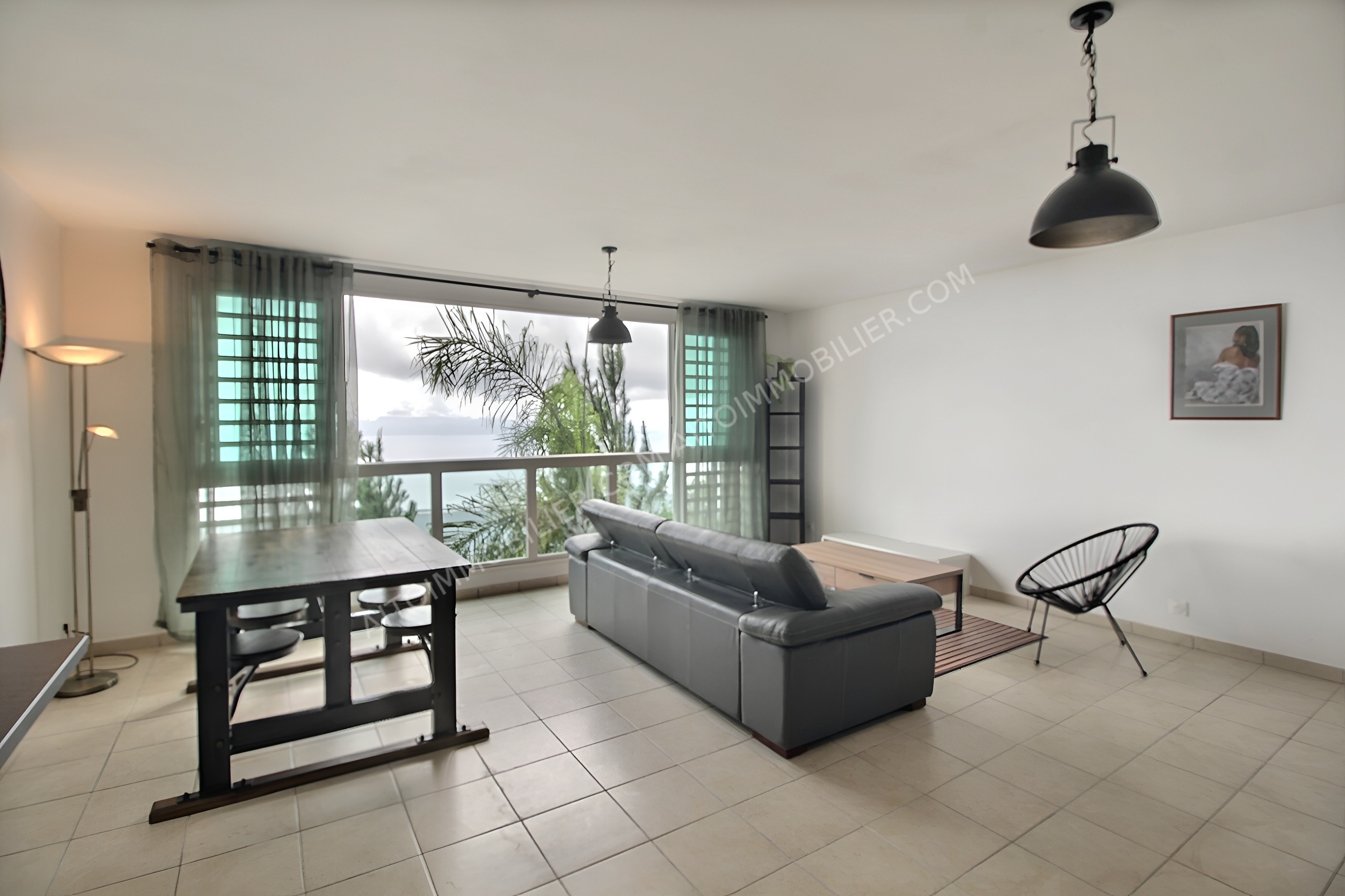 A LOUER APPARTEMENT F2 PUNAAUIA 1