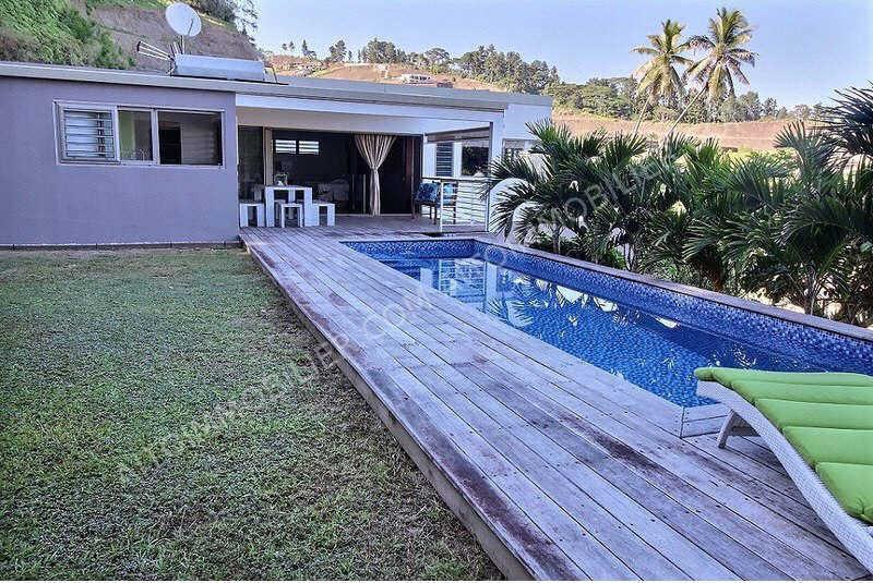 A LOUER MAISON DE TYPE F4 SIS A PUNAAUIA 9