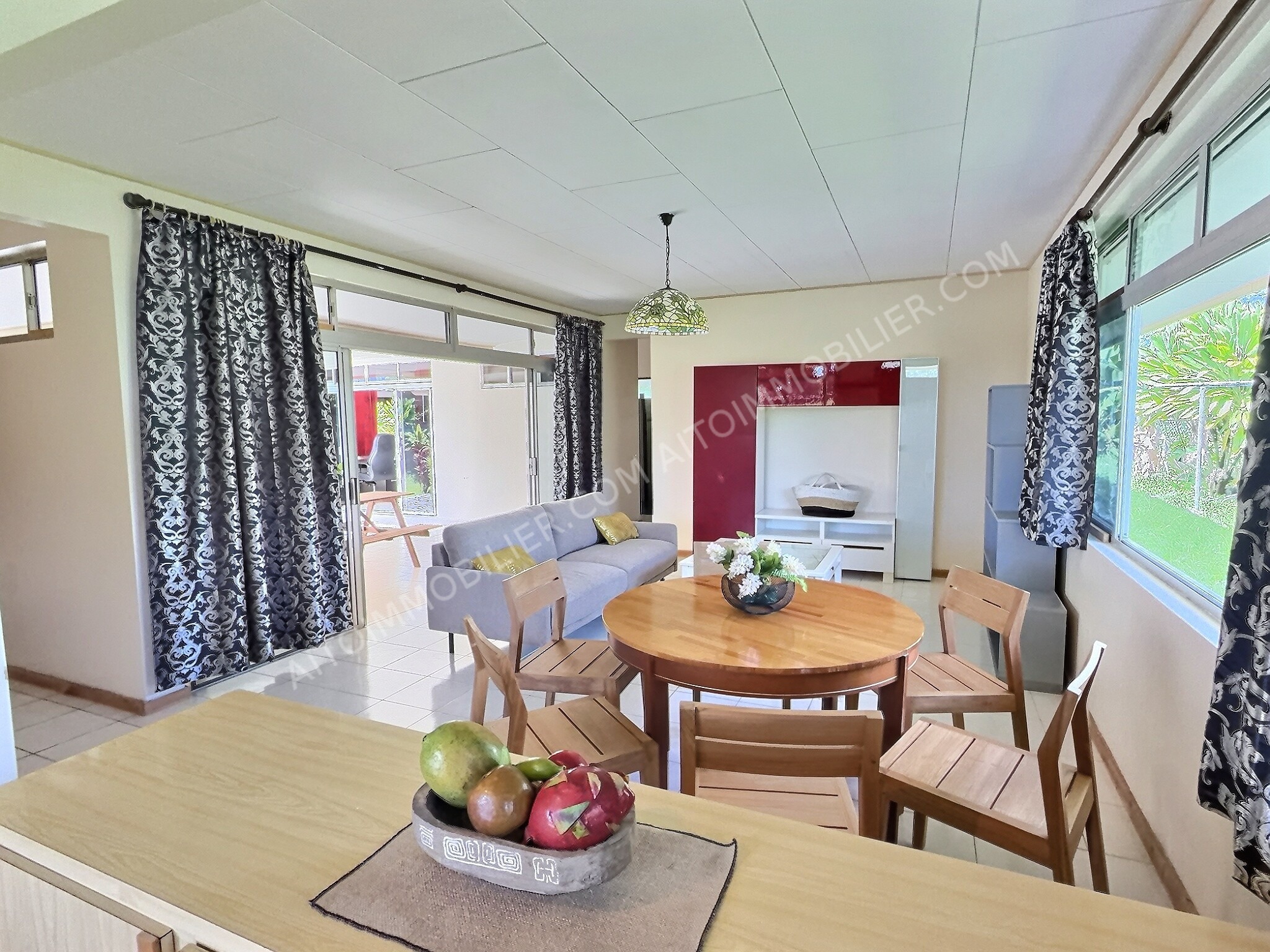 A LOUER F4 + 1 BUREAU PAPARA 2