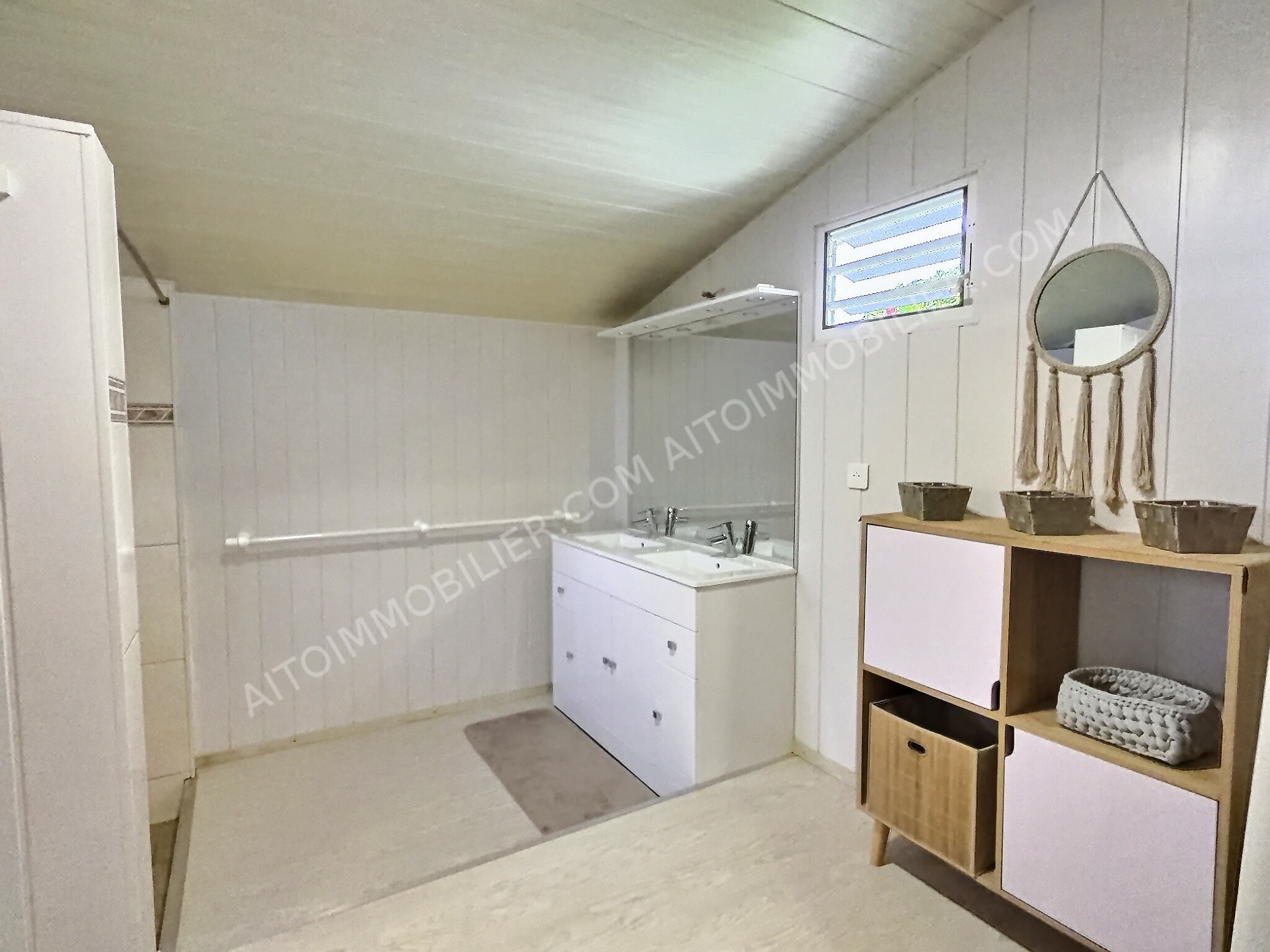 A LOUER MAISON F3 PAPARA 9