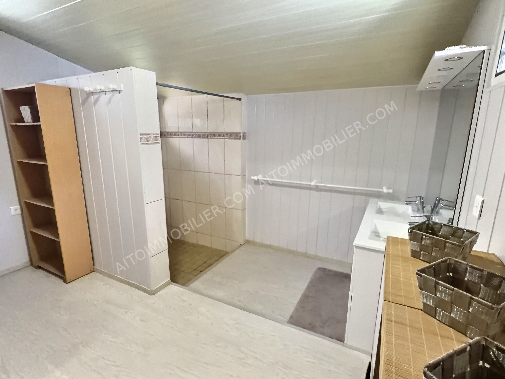 A LOUER MAISON F3 PAPARA 7