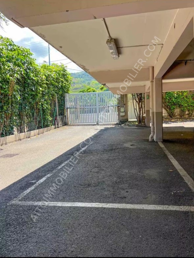 A LOUER APPARTEMENT F2 PUNAAUIA 9