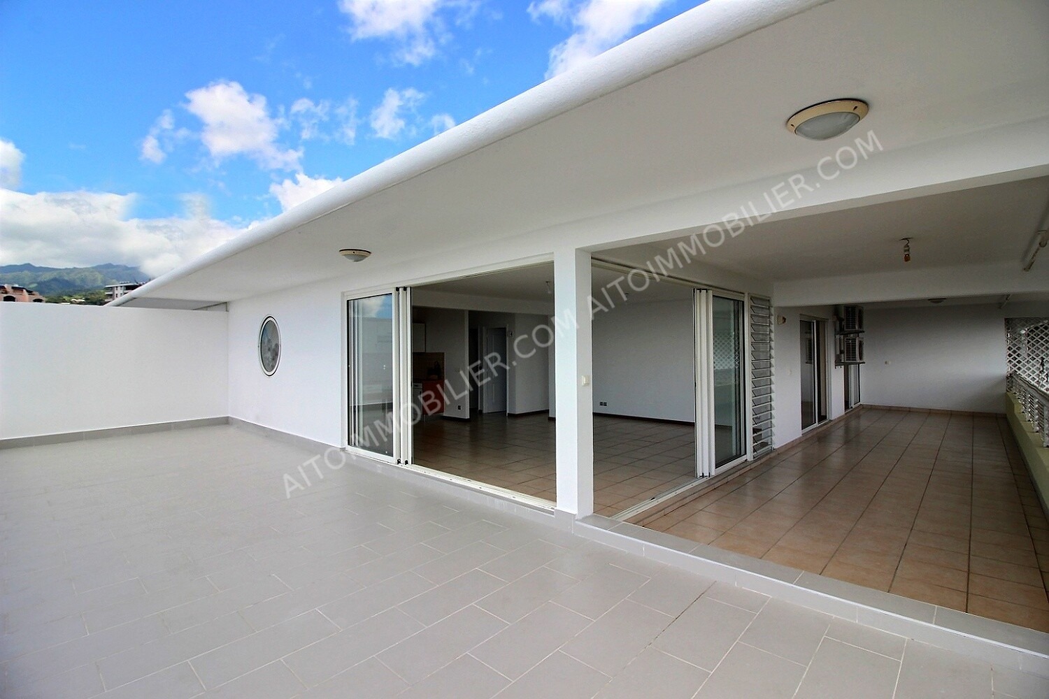 A LOUER APPARTEMENT F3 PAMATAI 5