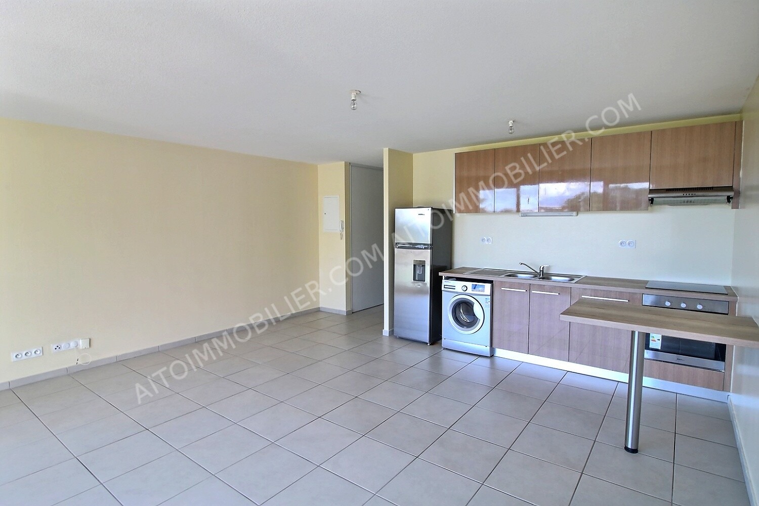 A LOUER STUDIO FAAA 1