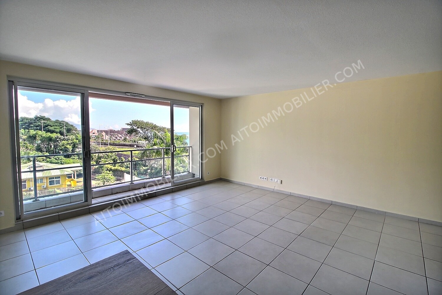 A LOUER STUDIO FAAA 5