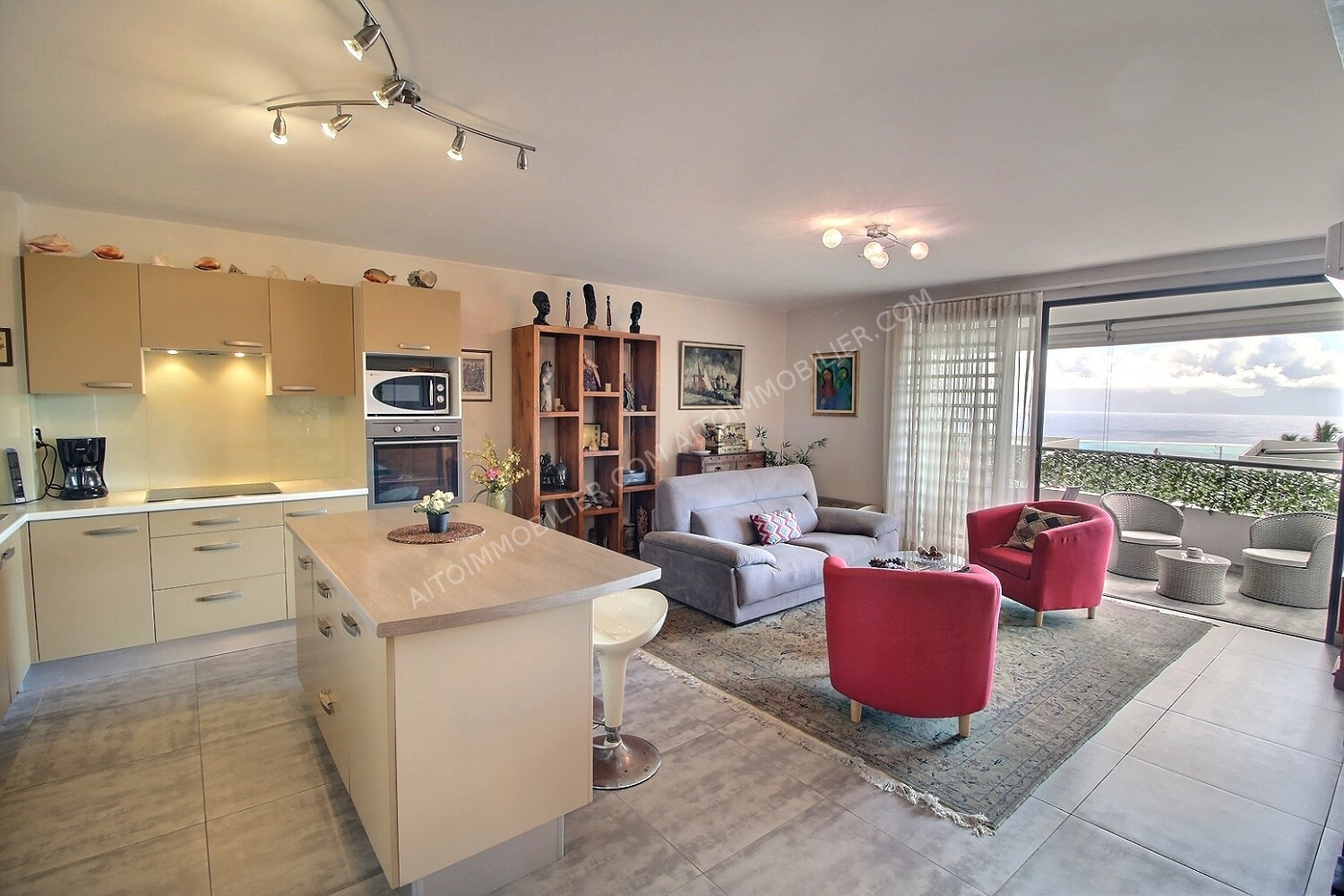 Faa'a F4 de plain-pied en petite copropriété avec piscine 3