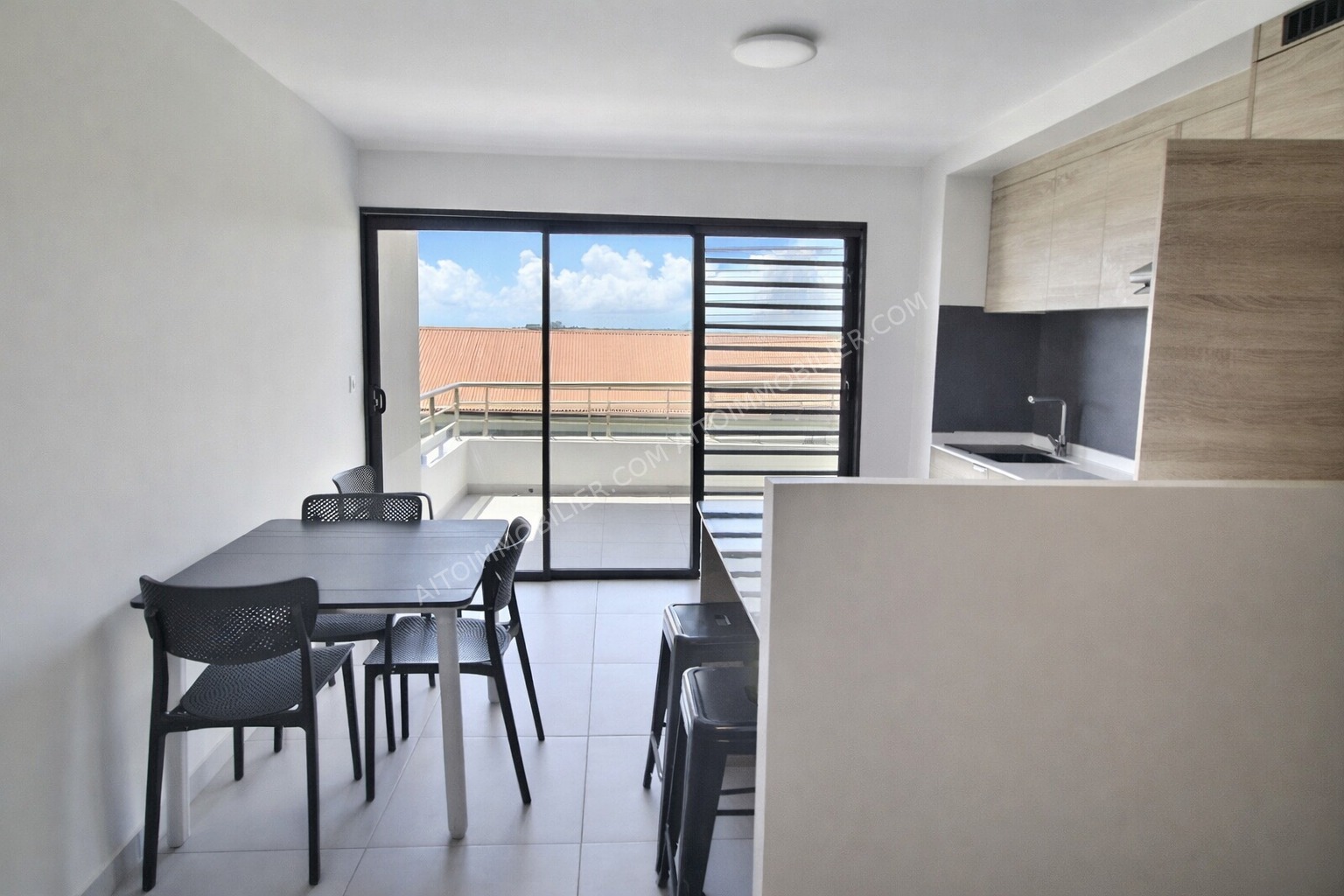 A LOUER STUDIO PAPEETE TAUNOA 7