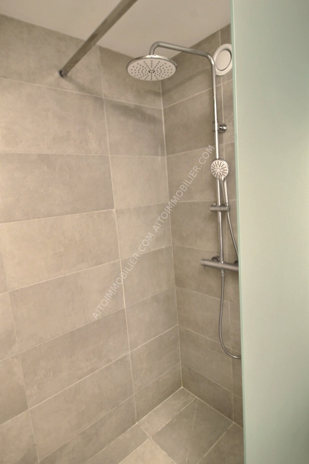 A LOUER STUDIO PAPEETE TAUNOA 5