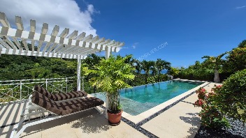 VENTE MAISON SUR PAMATAI