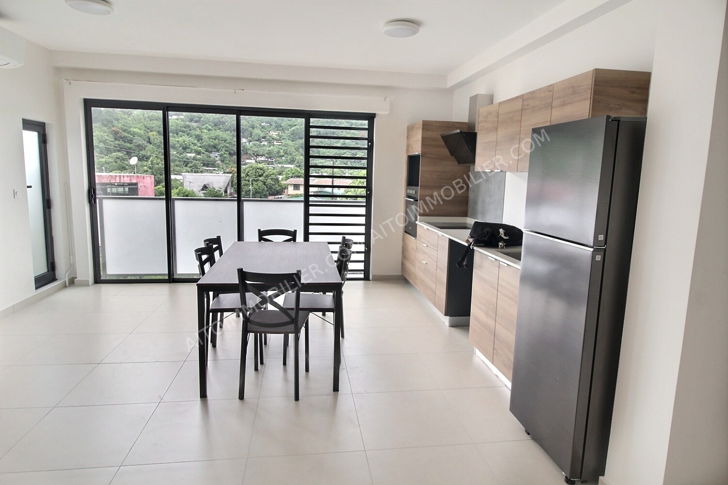 A LOUER APPARTEMENT F3 PAPEETE 11