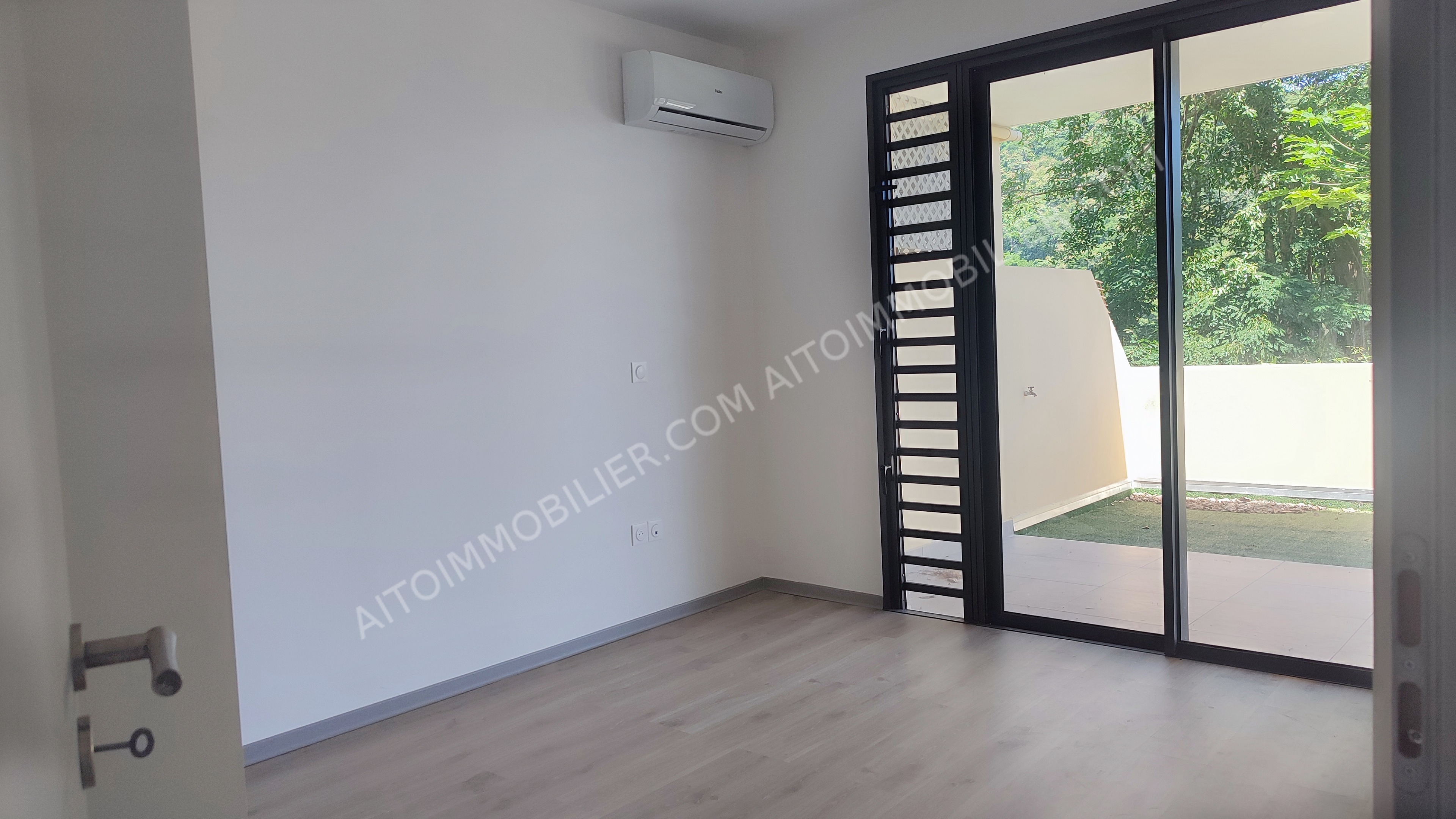 A LOUER APPARTEMENT F2 RDJ PAPEETE 3