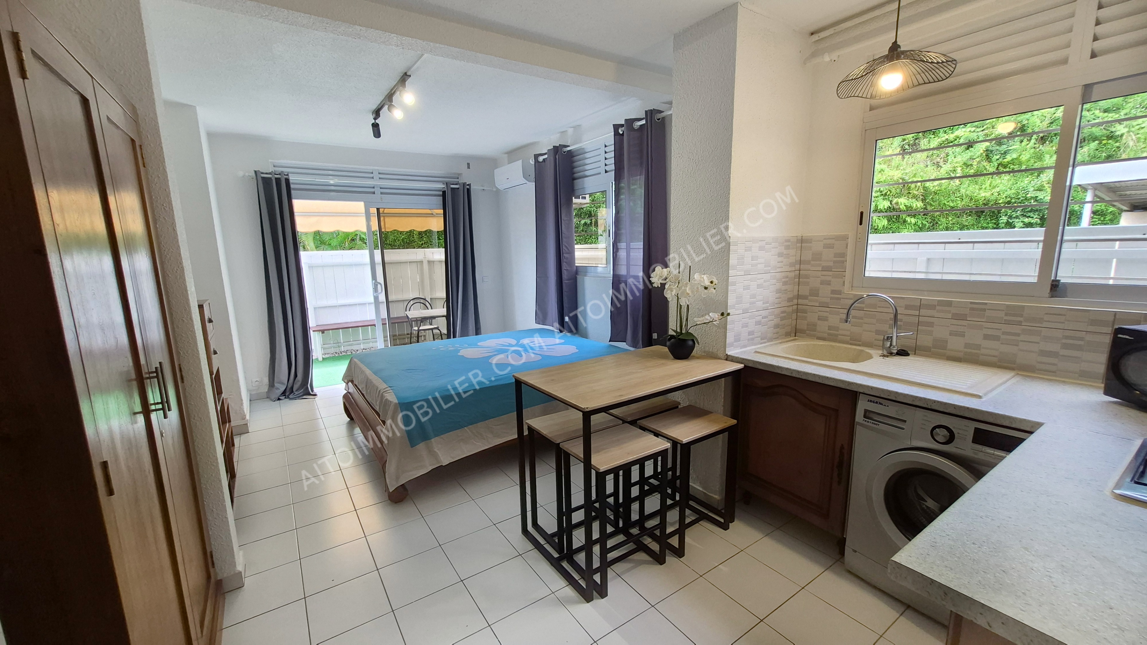 A LOUER STUDIO PUNAAUIA 1