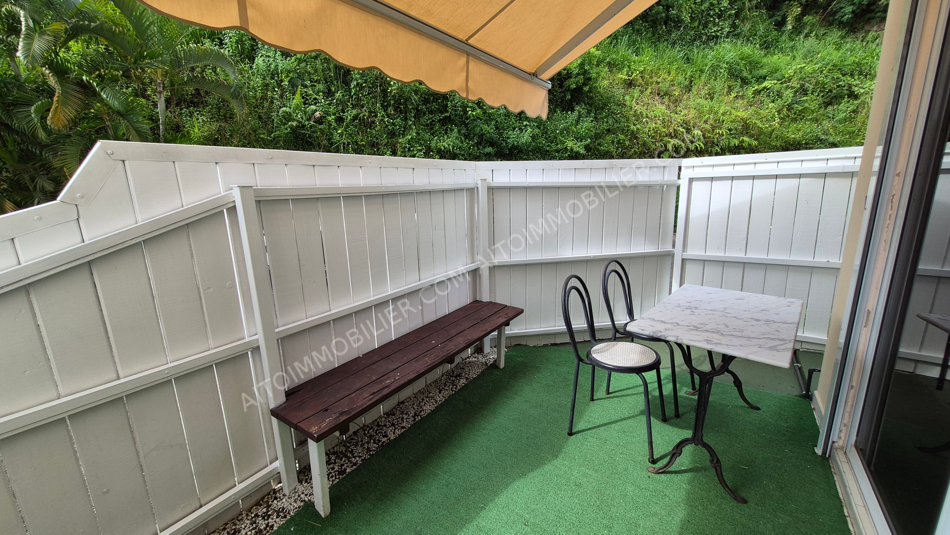 A LOUER STUDIO PUNAAUIA 5