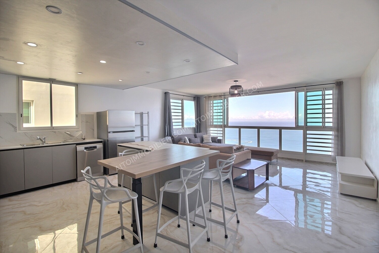 A LOUER APPARTEMENT F3 PUNAAUIA 3