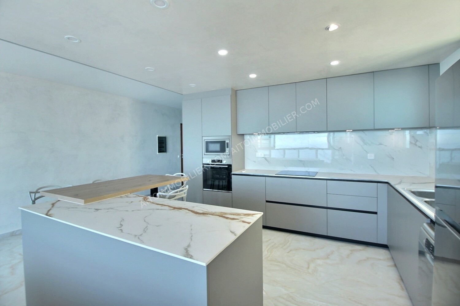 A LOUER APPARTEMENT F3 PUNAAUIA 2