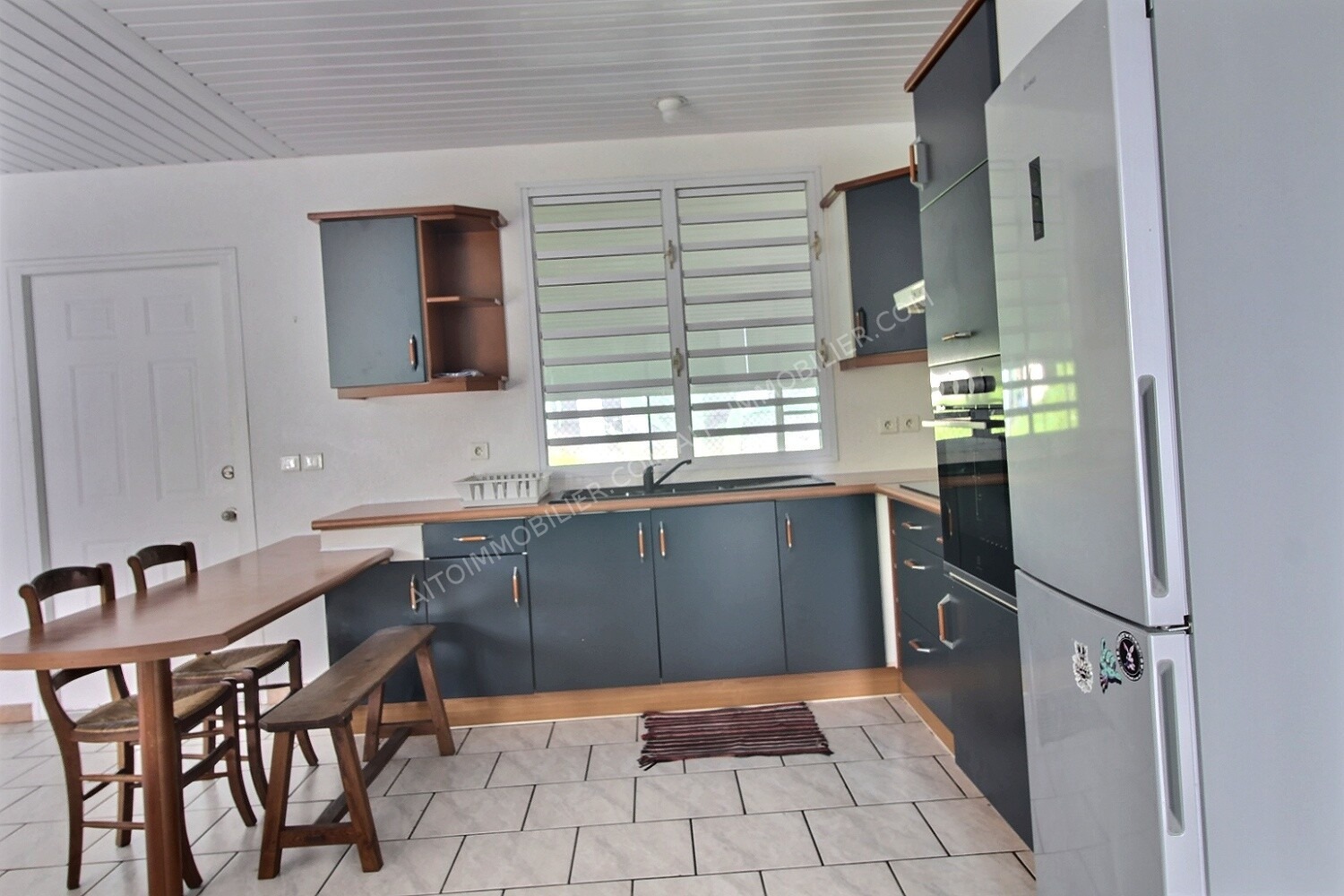 A LOUER BAS DE MAISON F5 PUNAAUIA 3