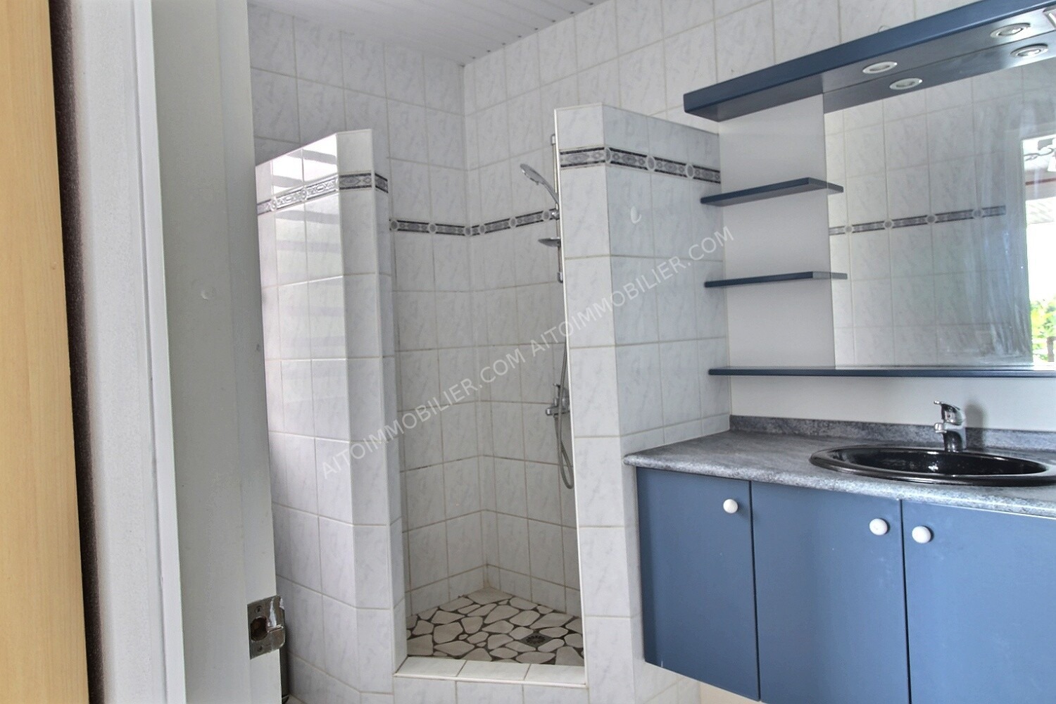 A LOUER BAS DE MAISON F5 PUNAAUIA 7