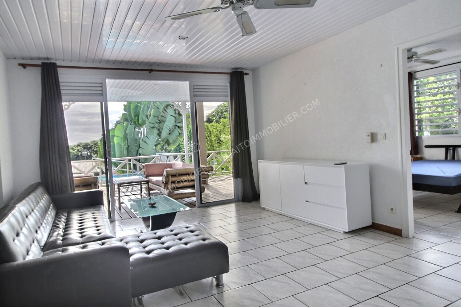 A LOUER BAS DE MAISON F5 PUNAAUIA 2